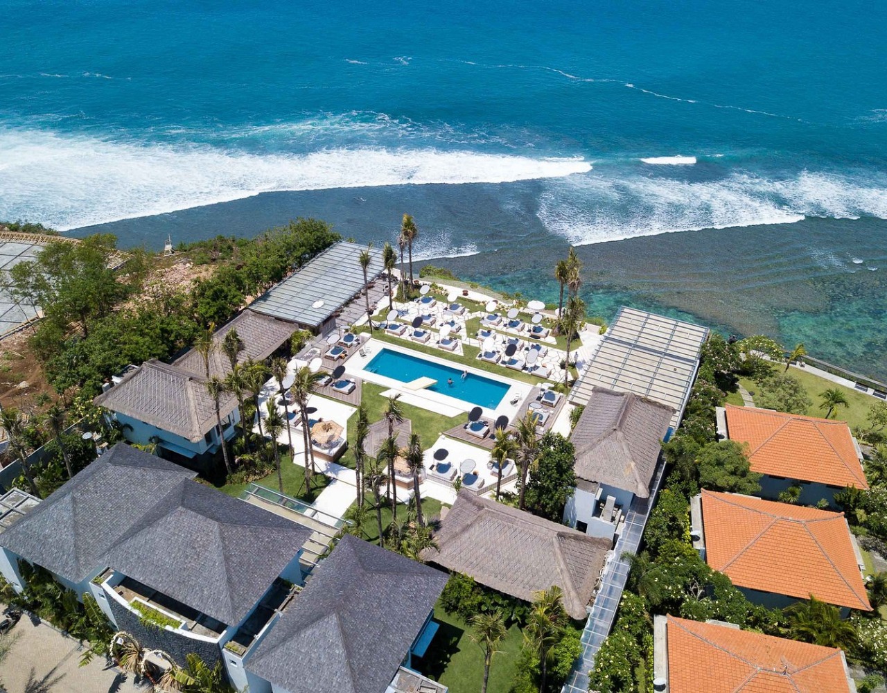 Ulu Cliff House